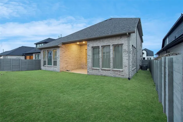 $660,000 | 1531 20th Street, Argyle, TX 76226