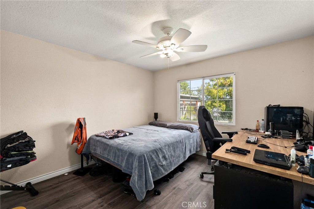 5347 Crest Riverside Ca Riverside, CA 92503 - Photo 15 of 28 Bedroom 3 View