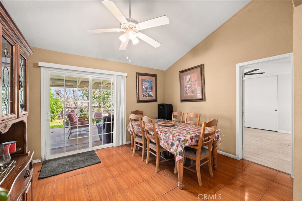 5347 Crest Riverside Ca Riverside, CA 92503 - Photo 9 of 28 Dining area