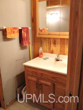 10001 North Co Road Felch, MI 49831 - Photo 15 of 27
