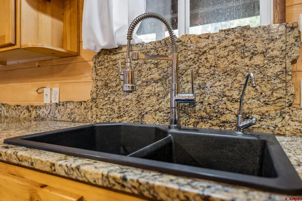 $915,000 | 885 Puma Place, Pagosa Springs, CO 81147