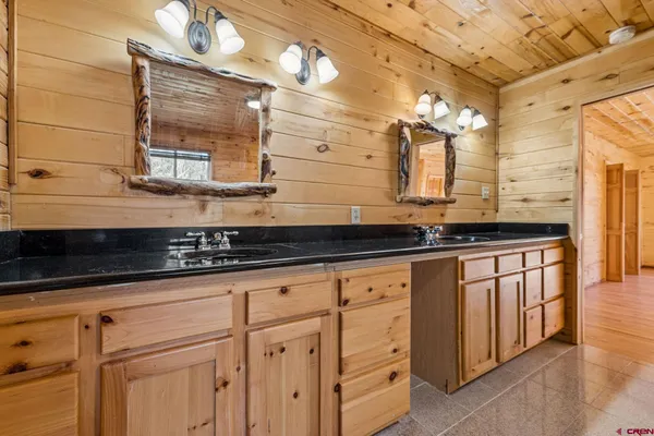 $915,000 | 885 Puma Place, Pagosa Springs, CO 81147