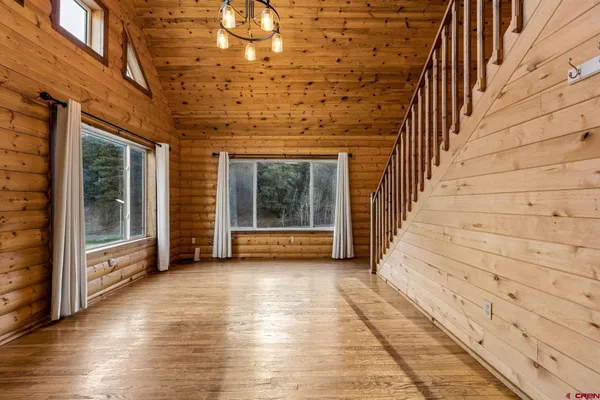 $915,000 | 885 Puma Place, Pagosa Springs, CO 81147