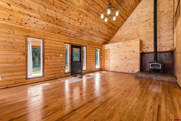 $915,000 | 885 Puma Place, Pagosa Springs, CO 81147