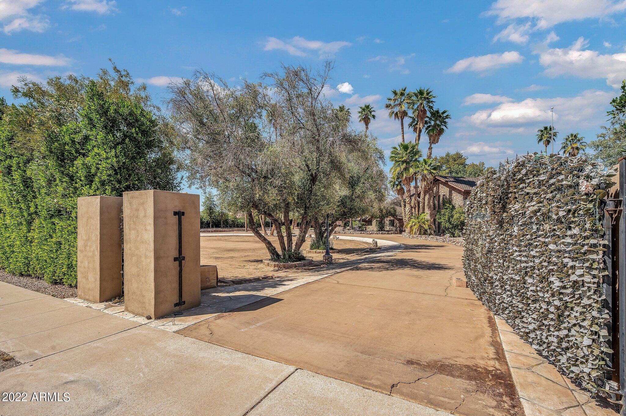 1100 East Knox Road Tempe, AZ 85284 - Photo 3 of 87 4-web-or-mls-_DSC4081