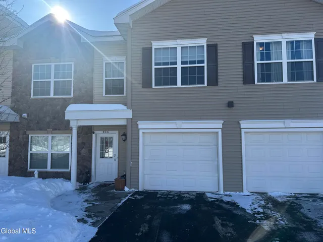 $249,900 | 406 Worthington Terrace, North Greenbush, NY 12198