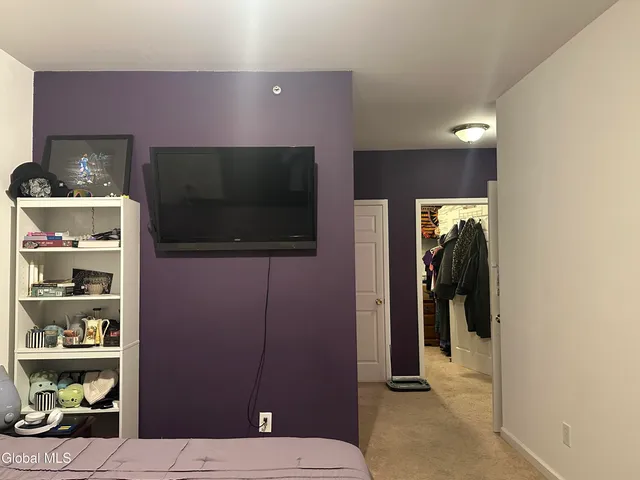 $249,900 | 406 Worthington Terrace, North Greenbush, NY 12198