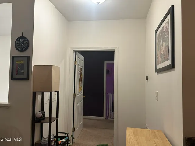 $249,900 | 406 Worthington Terrace, North Greenbush, NY 12198