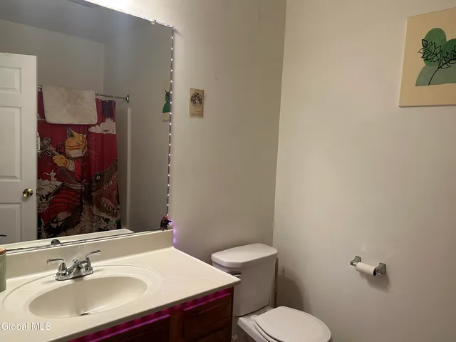 $249,900 | 406 Worthington Terrace, North Greenbush, NY 12198