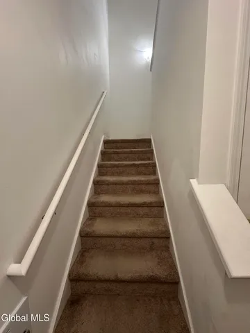 $249,900 | 406 Worthington Terrace, North Greenbush, NY 12198