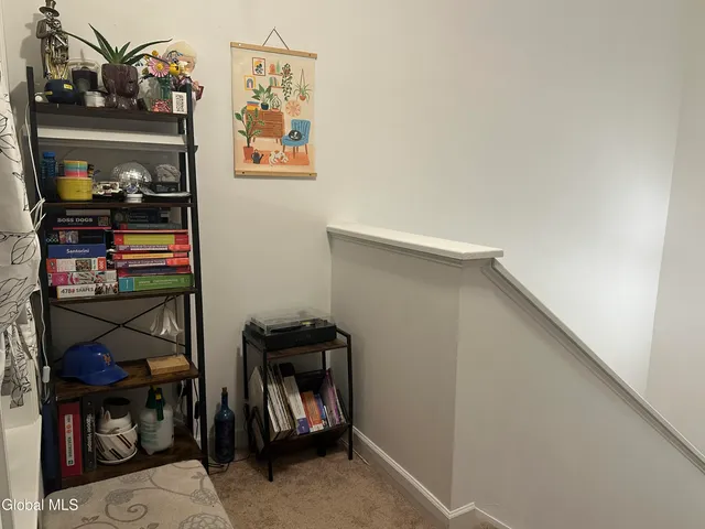 $249,900 | 406 Worthington Terrace, North Greenbush, NY 12198