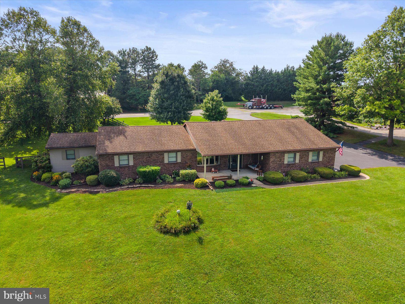 530 Dietz Road York, PA 17402 - Photo 3 of 57 Gallery Image 3