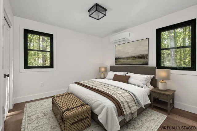 $1,095,000 | 141 Logging Road, York, ME 03902