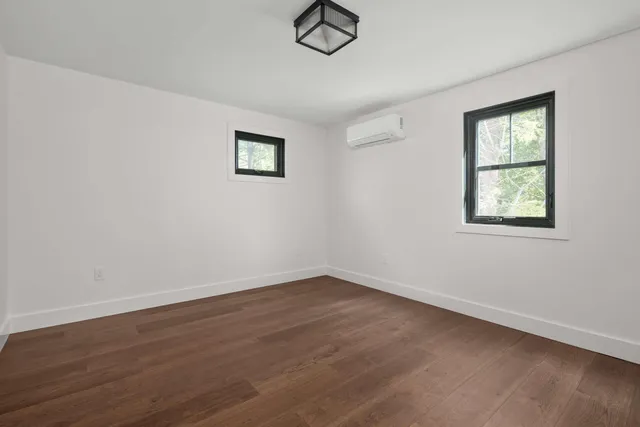 $1,095,000 | 141 Logging Road, York, ME 03902