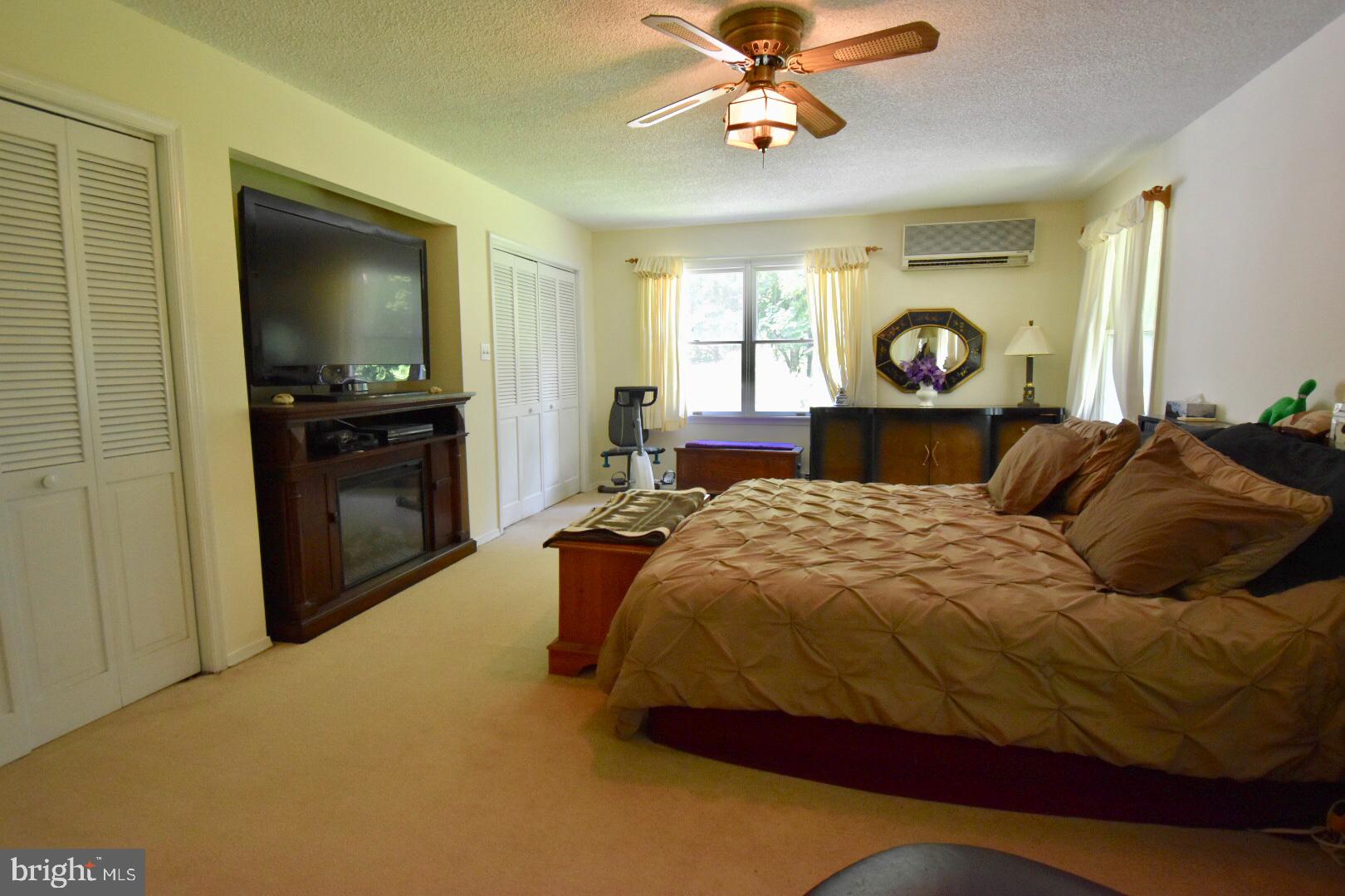 241 Long Swamp Road New Egypt, NJ 08533 - Photo 15 of 35 Gallery Image 15