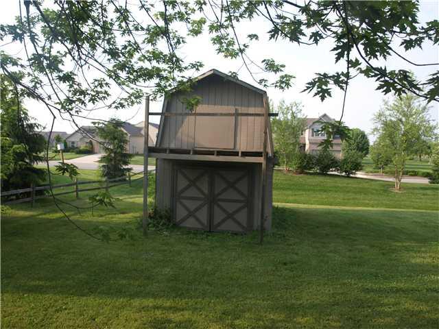 2355 Fisher Road Indianapolis, IN 46239 - Photo 5 of 16 Gallery Image 5