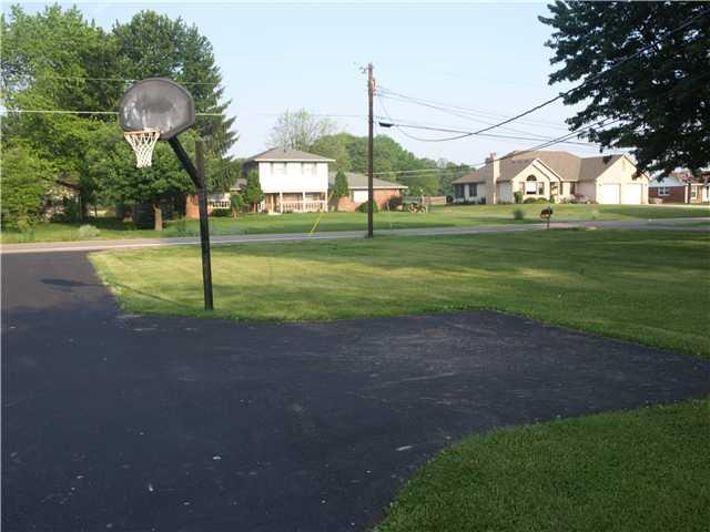 2355 Fisher Road Indianapolis, IN 46239 - Photo 6 of 16 Gallery Image 6