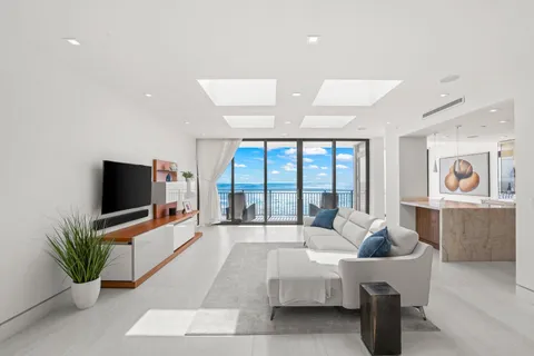 $1,899,000 | 1800 South Ocean Boulevard, Unit PH C, Boca Raton, FL 33432