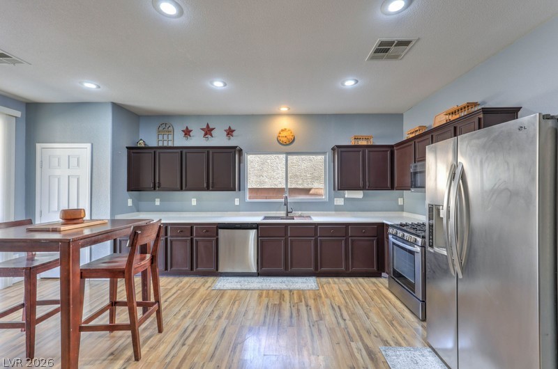 1017 Amber Gate Street Henderson, NV 89002 - Photo 14 of 32