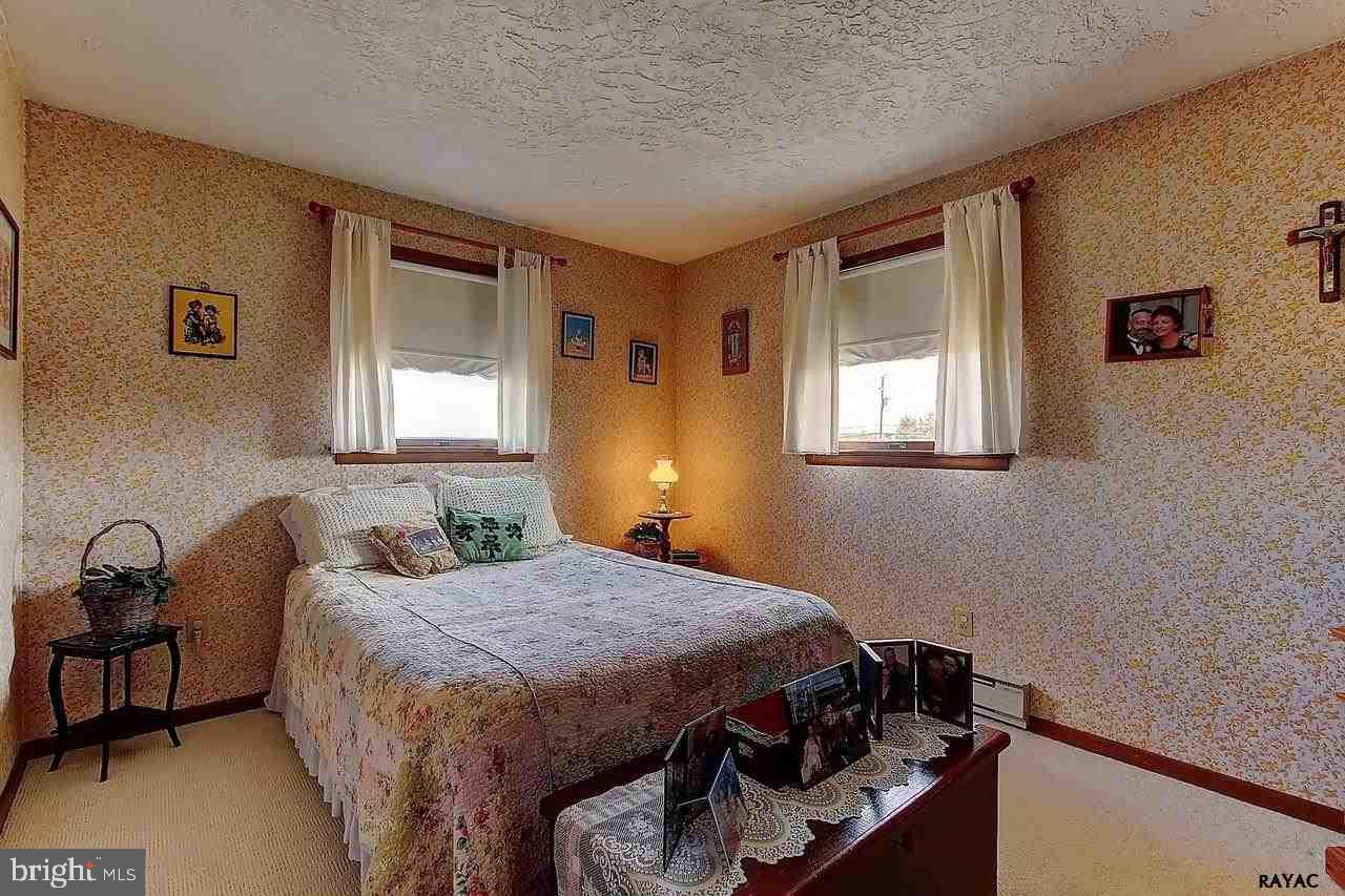 1880 Freysville Road York, PA 17402 - Photo 15 of 29 Gallery Image 15