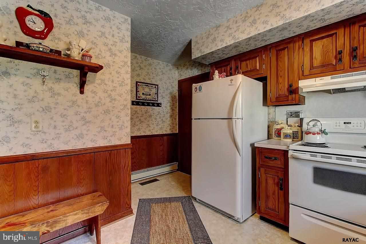 1880 Freysville Road York, PA 17402 - Photo 10 of 29 Gallery Image 10