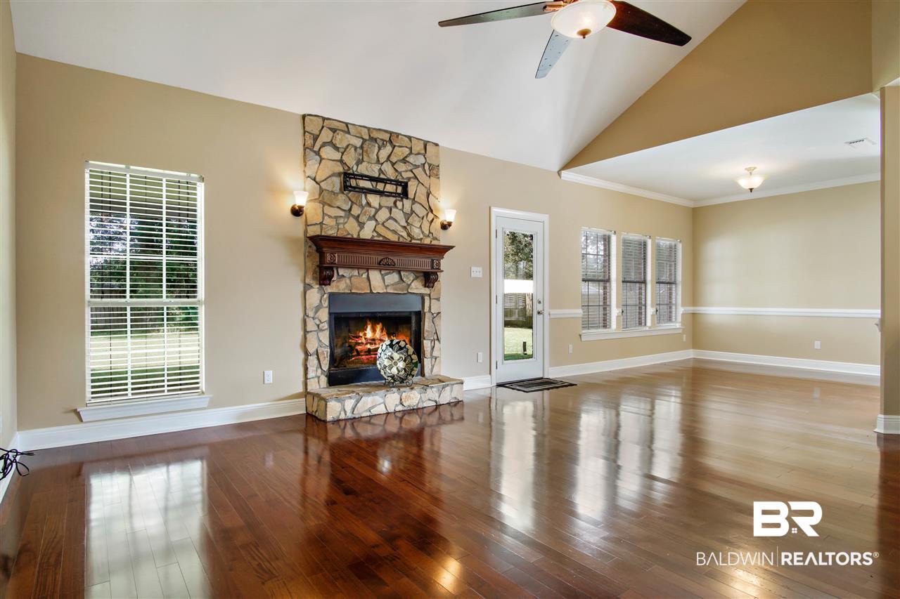 3031 Azalea Trace Drive North Mobile, AL 36695 - Photo 6 of 32
