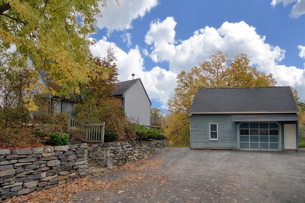 477 Trull Road Tewksbury, MA 01876 - Photo 4 of 26 Gallery Image 4