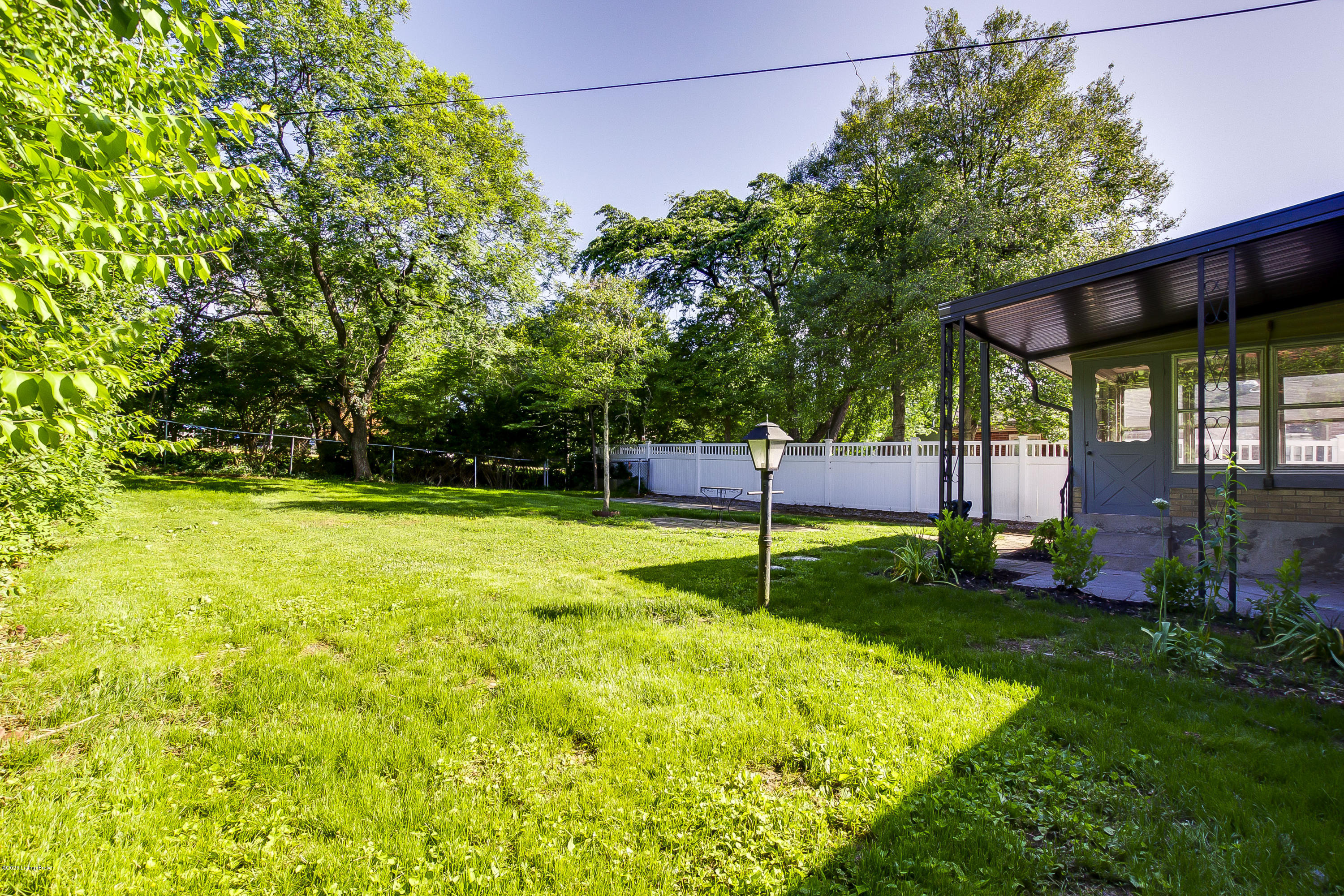 2321 Manchester Road Louisville, KY 40205 - Photo 58 of 64 2321_ManchesterRoad_40205_555