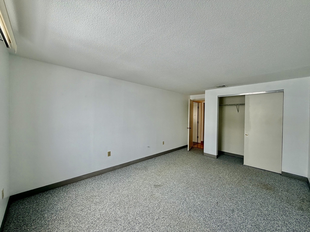 15 Bower Road, Unit B5 Quincy, MA 02169 - Photo 16 of 31