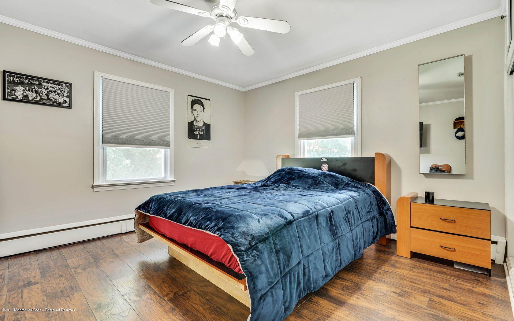 15 Robertsville Road Freehold, NJ 07728 - Photo 17 of 25 19