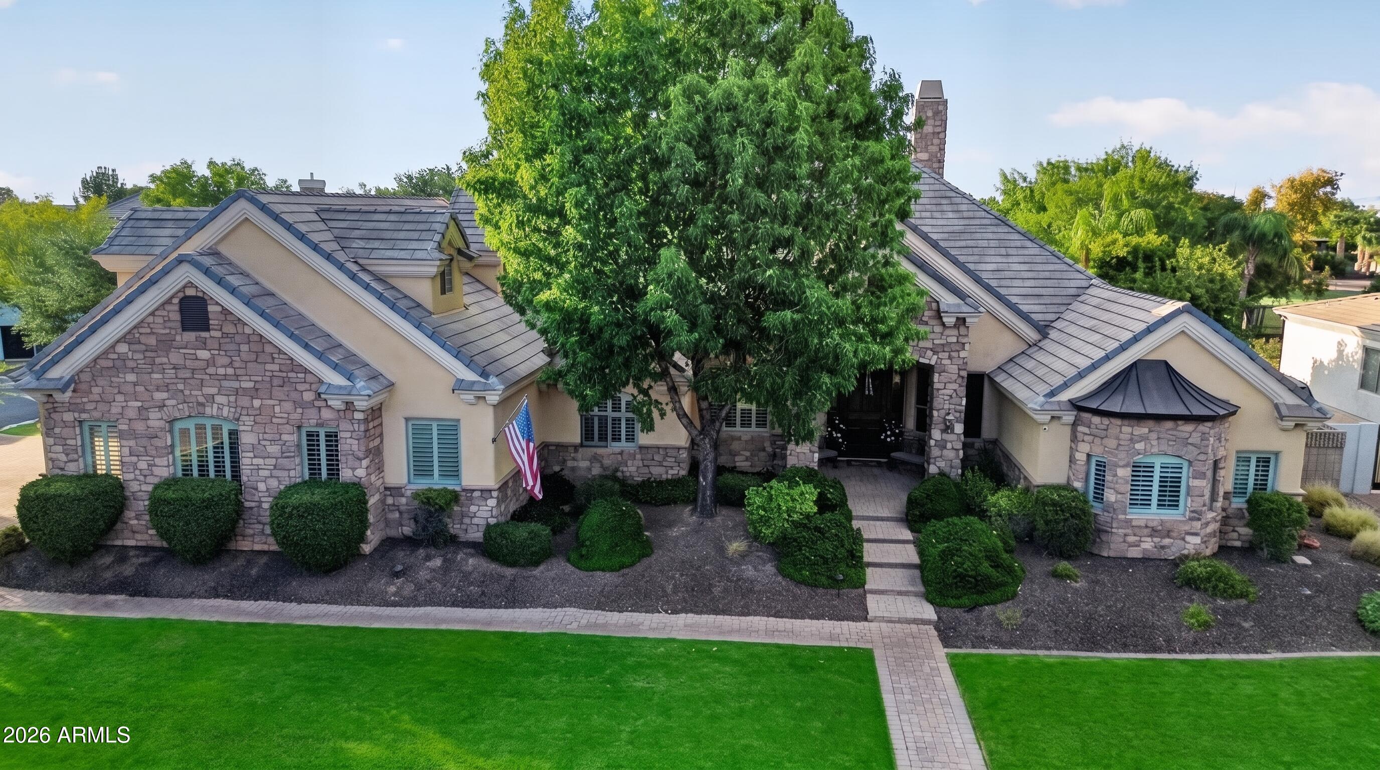 2918 East Waterman Way Gilbert, AZ 85297 - Photo 5 of 113 Front Drone