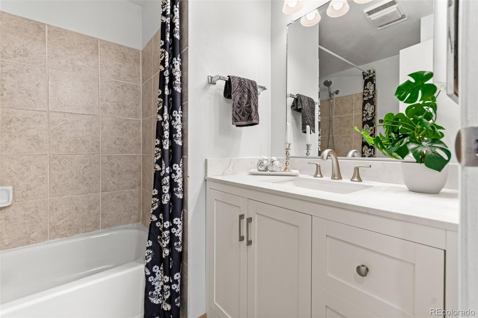 6906 West 48th Avenue Wheat Ridge, CO 80033 - Photo 12 of 25