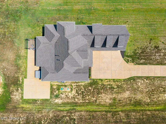 $740,000 | 2008 Slocum Road, Hernando, MS 38632