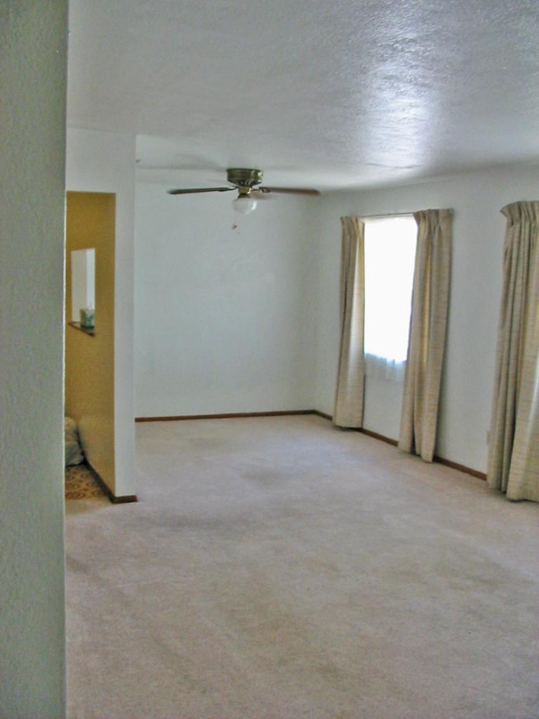 3639 West Coronado Road Phoenix, AZ 85009 - Photo 2 of 6 formal dining