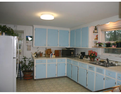 130 Concord Road Sudbury, MA 01776 - Photo 6 of 9 Gallery Image 6
