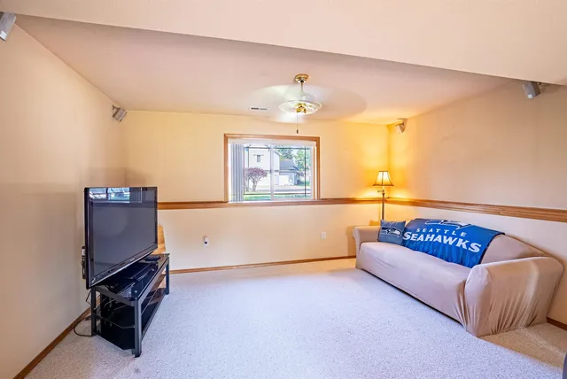 $470,000 | 18306 East 9th Avenue, Spokane Valley, WA 99016