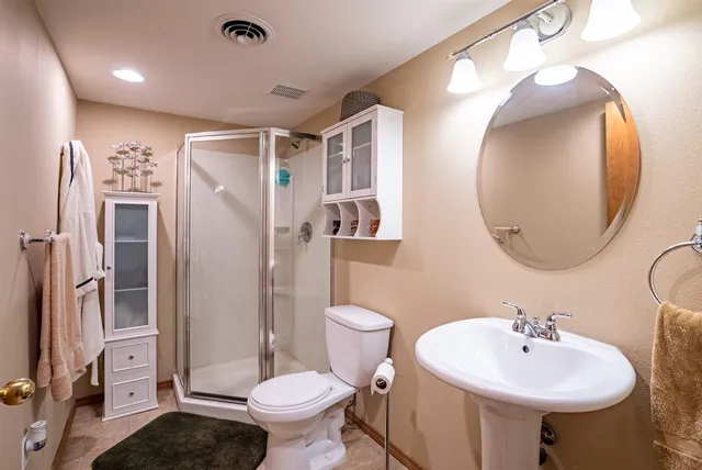 $470,000 | 18306 East 9th Avenue, Spokane Valley, WA 99016