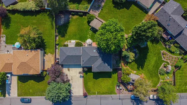 $470,000 | 18306 East 9th Avenue, Spokane Valley, WA 99016