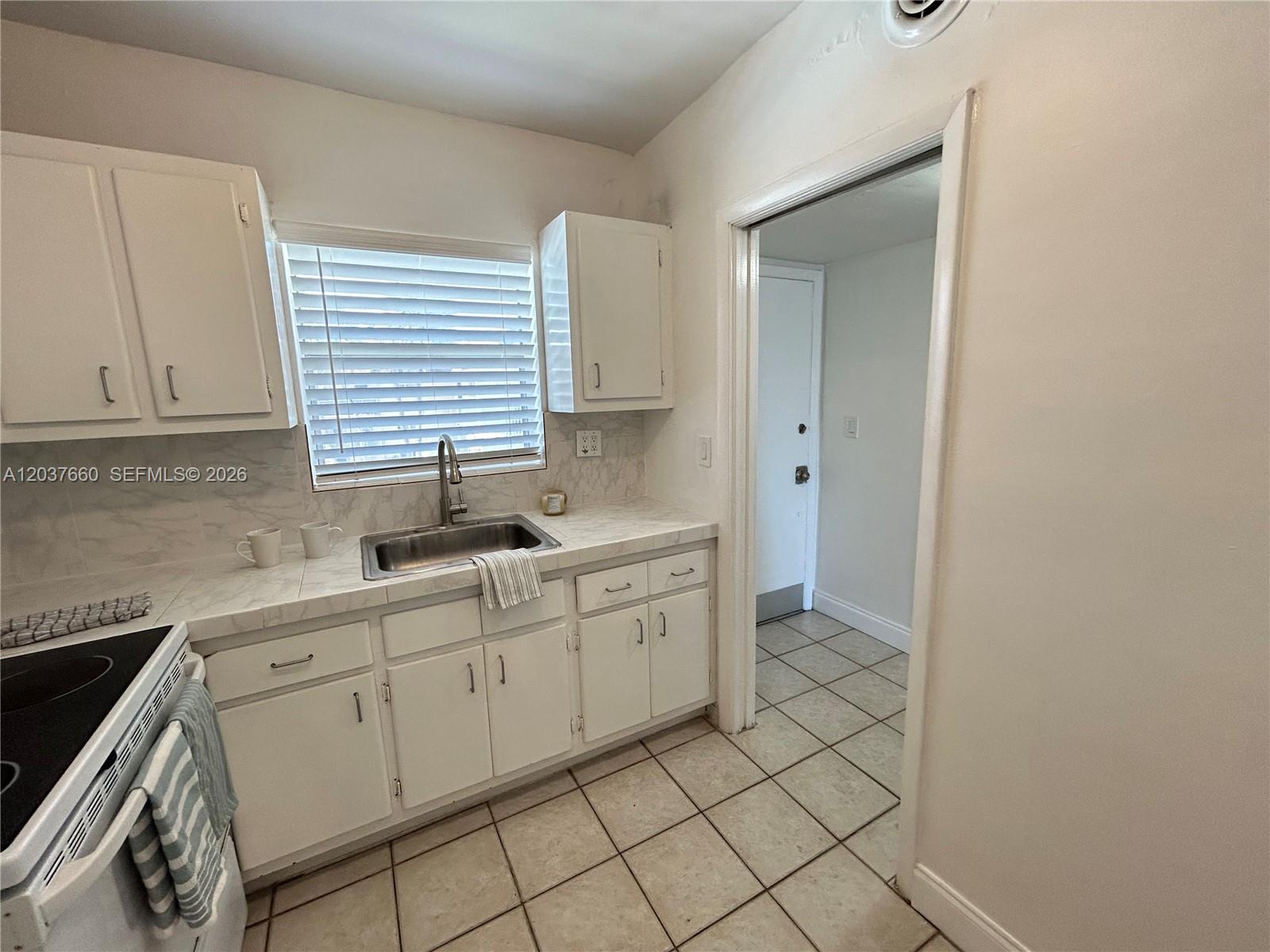 7505 Southwest 82nd Street, Unit 320 Miami, FL 33143 - Photo 11 of 37