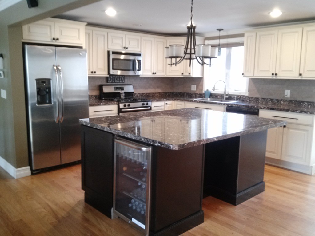 195 Tickle Road Westport, MA 02790 - Photo 3 of 21 Gallery Image 3
