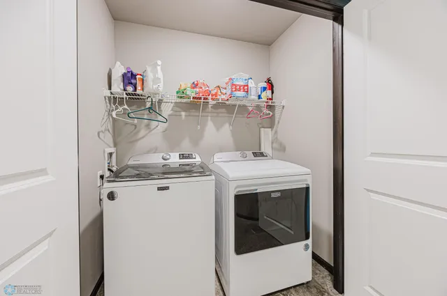 $343,000 | 1001 9th Street Southeast, Barnesville, MN 56514