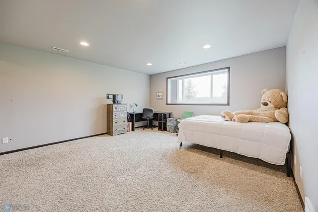 $343,000 | 1001 9th Street Southeast, Barnesville, MN 56514