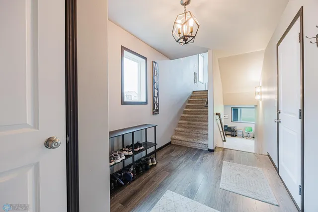 $343,000 | 1001 9th Street Southeast, Barnesville, MN 56514