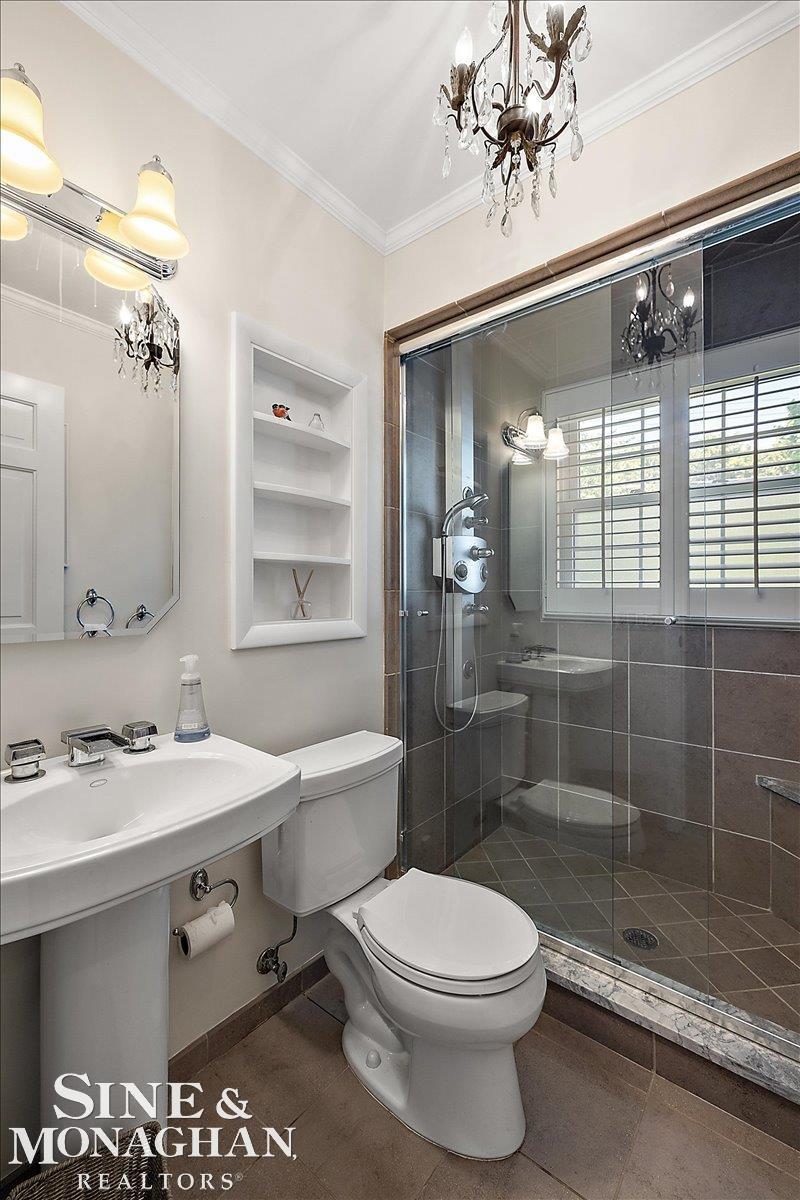 40 Warner Road Grosse Pointe, MI 48236 - Photo 18 of 51 50173834-cea500a4-a187-4259-9268-06a3a463ed11.JPG