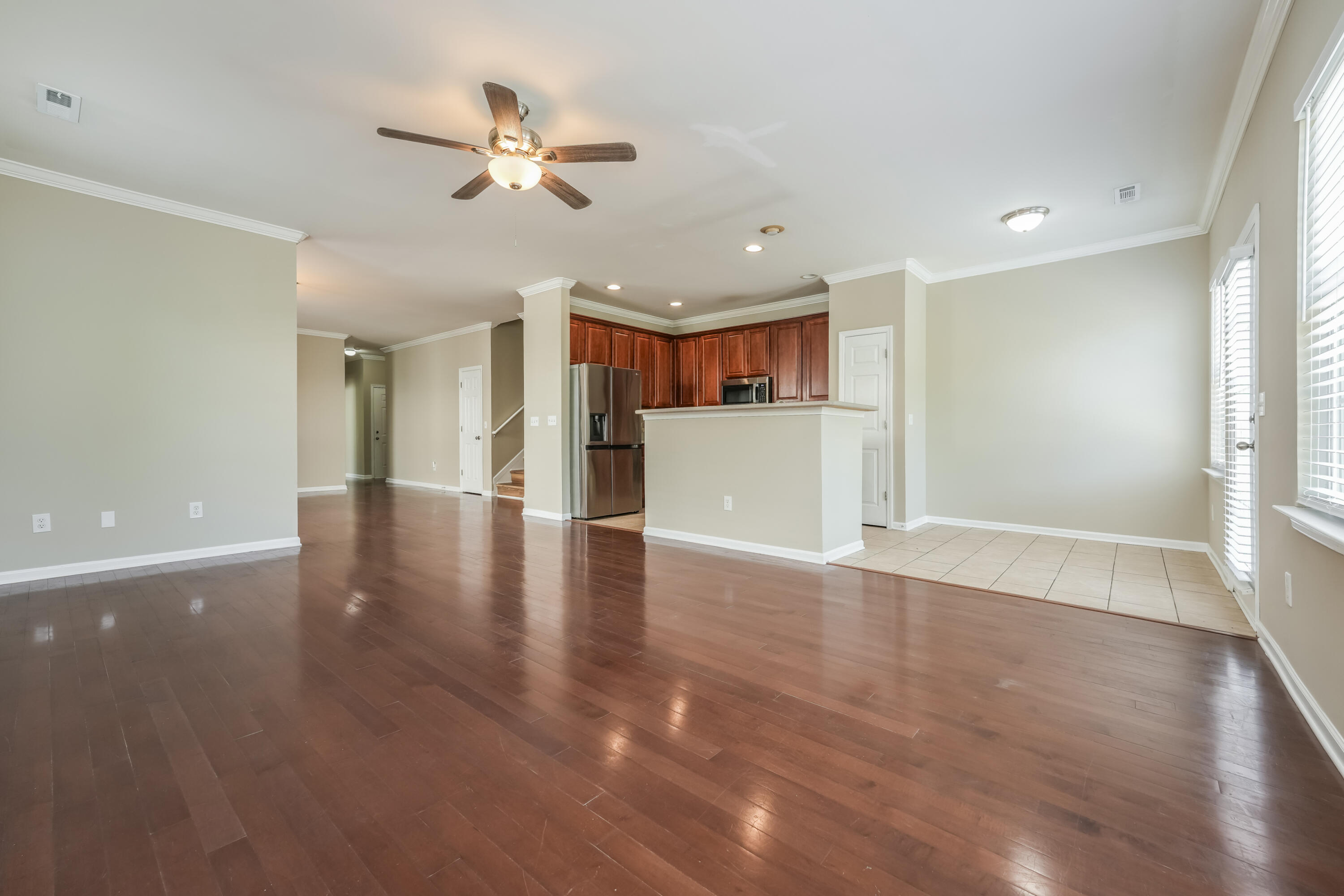 231 Xavier Street Charleston, SC 29414 - Photo 5 of 18 7-photo-Living-Room-048ab591-99a7-4e81-a