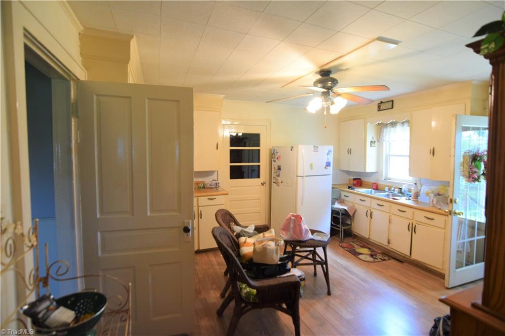 918 Slate Mountain Road Mount Airy, NC 27030 - Photo 17 of 33 Gallery Image 17