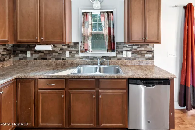 $369,000 | 348 Hawk Hollow Trail, Burgaw, NC 28425