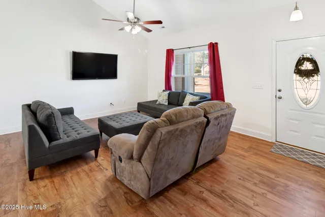 $369,000 | 348 Hawk Hollow Trail, Burgaw, NC 28425