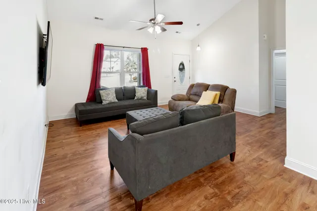 $369,000 | 348 Hawk Hollow Trail, Burgaw, NC 28425