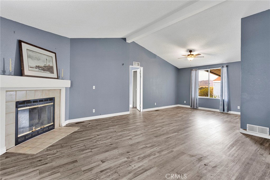 20843 Waalew Road, Unit C6 Apple Valley, CA 92307 - Photo 6 of 39